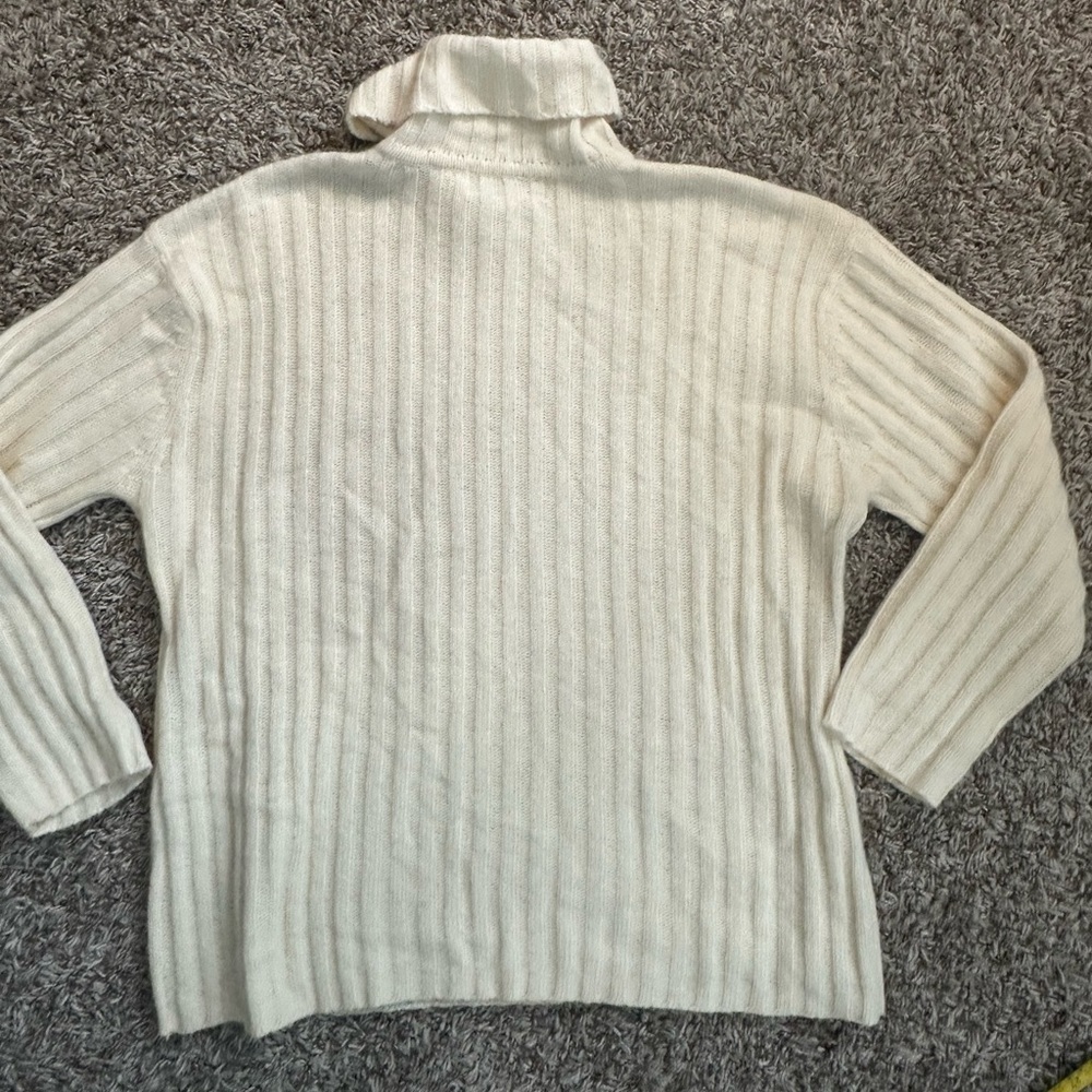 A396 Vintage Roll neck Angora lambs wool ribbed oversized sweater Cream Sz M